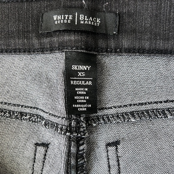 White House Black Market Faded Black Mid-Rise Skinny Jeans | EUC Size XS - Picture 9 of 13